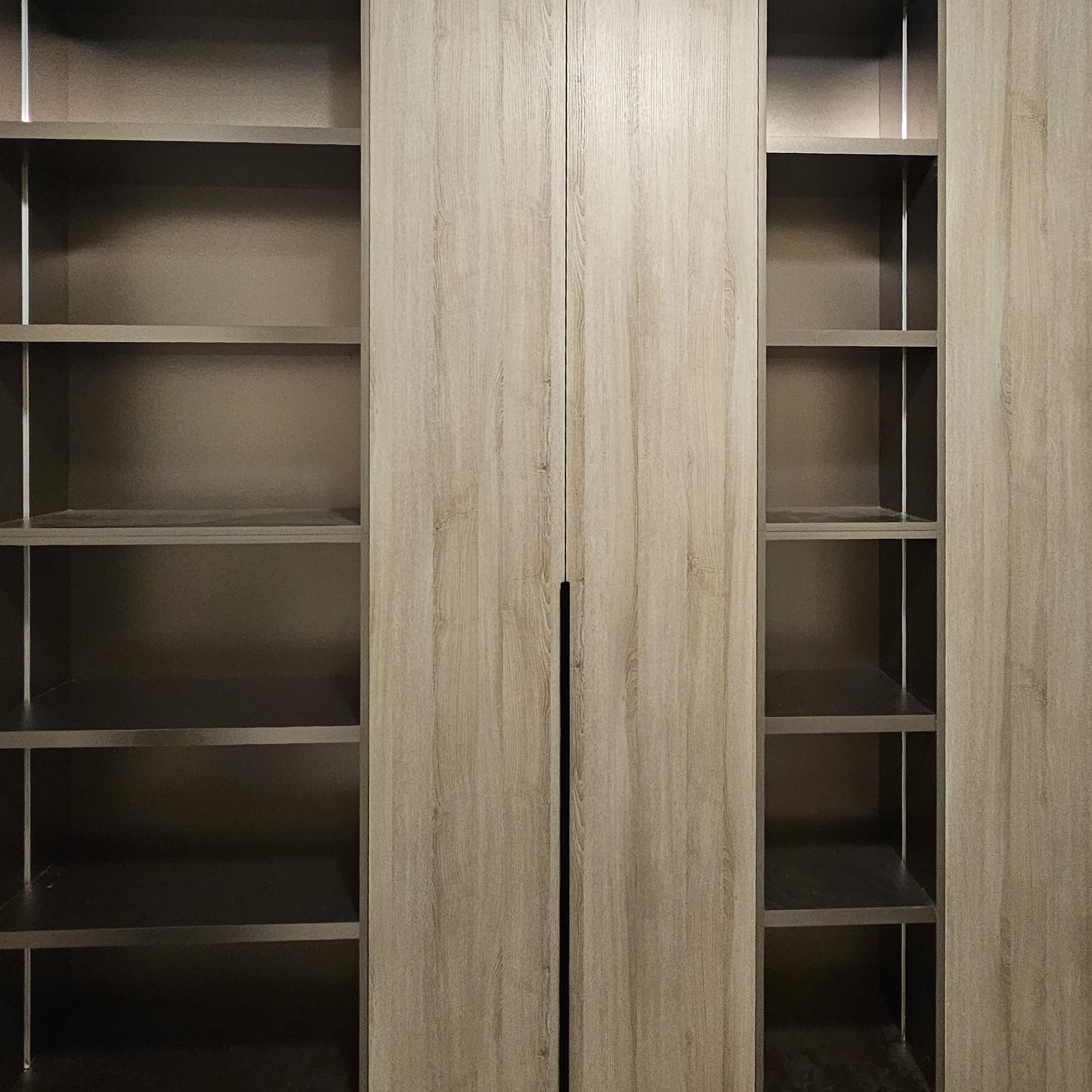 Custom Millwork-Office2-Dark vs Warm Wood Tone (1) (1) Custom Millwork-Office2-Dark vs Warm Wood Tone