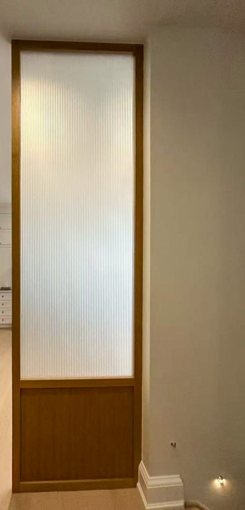 Fluted Screen Door with white oak frame stain