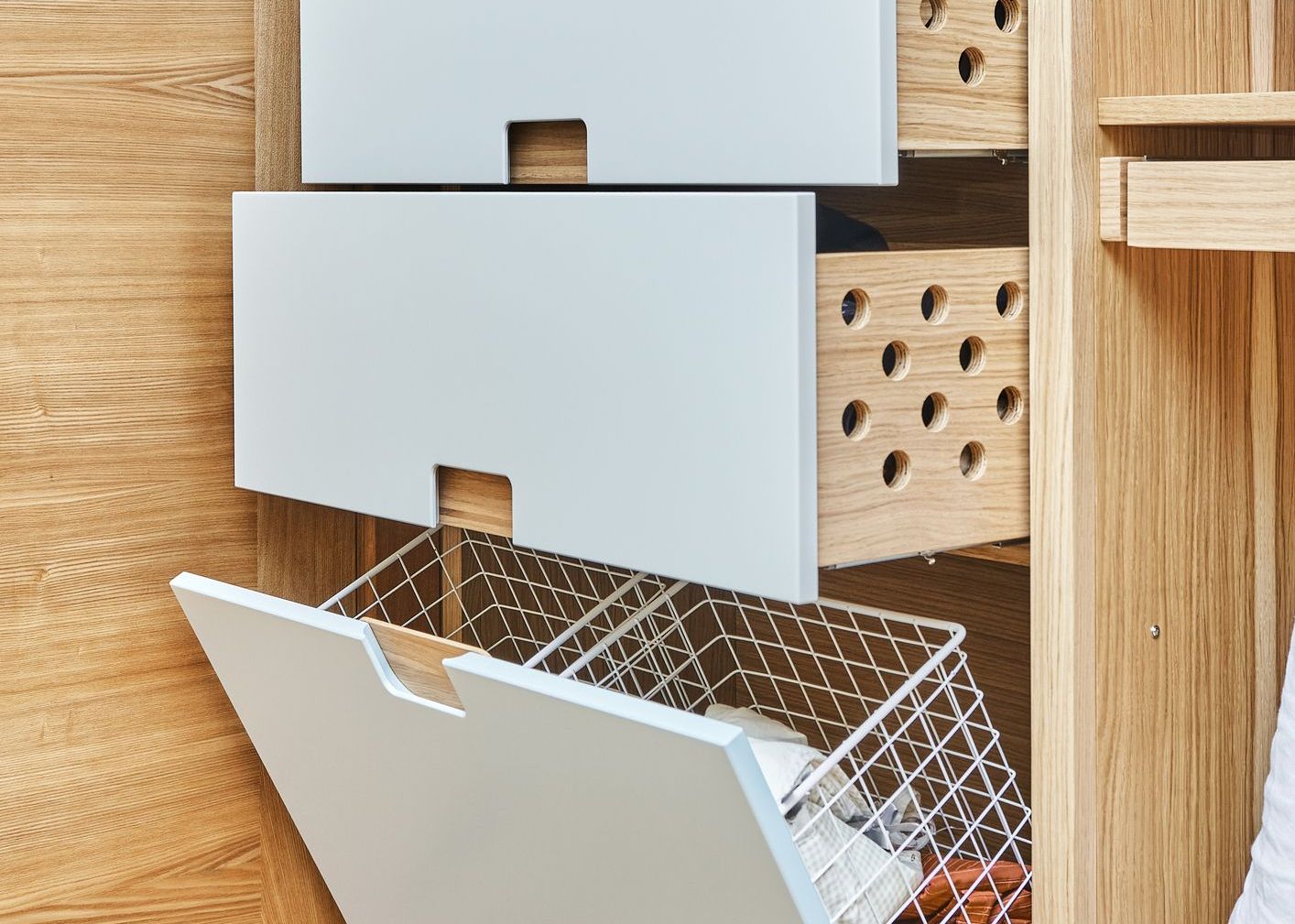 Pull-Out Hampers