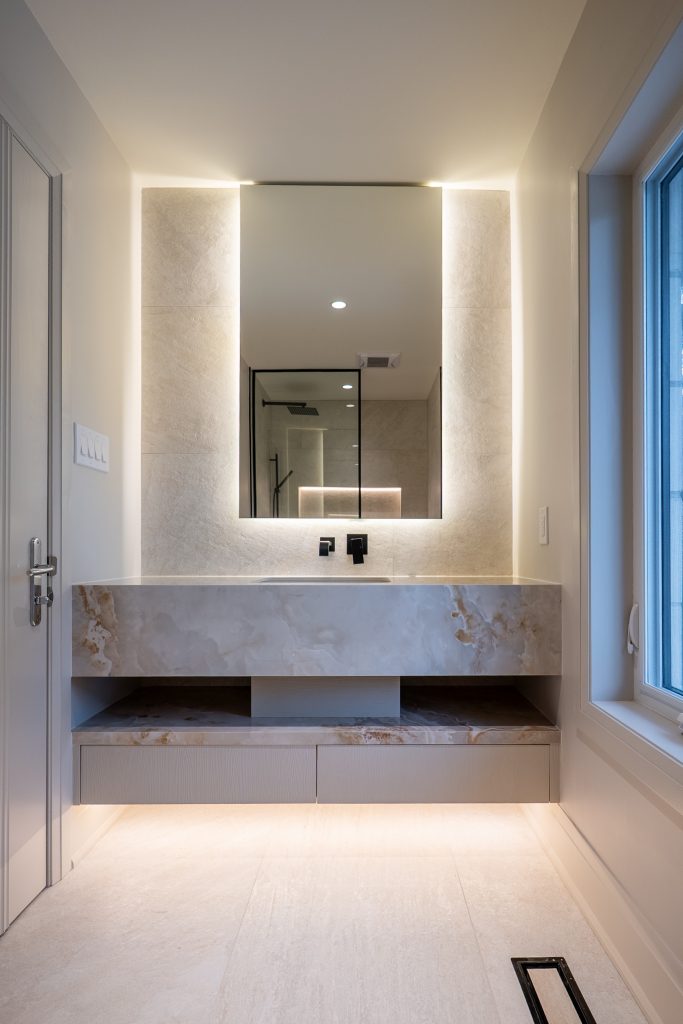 vanity-MDF painting vs porcelaine