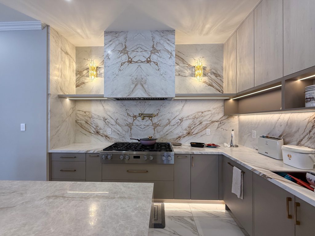 Kitchen-Wood Tone vs Stone Grey Panels